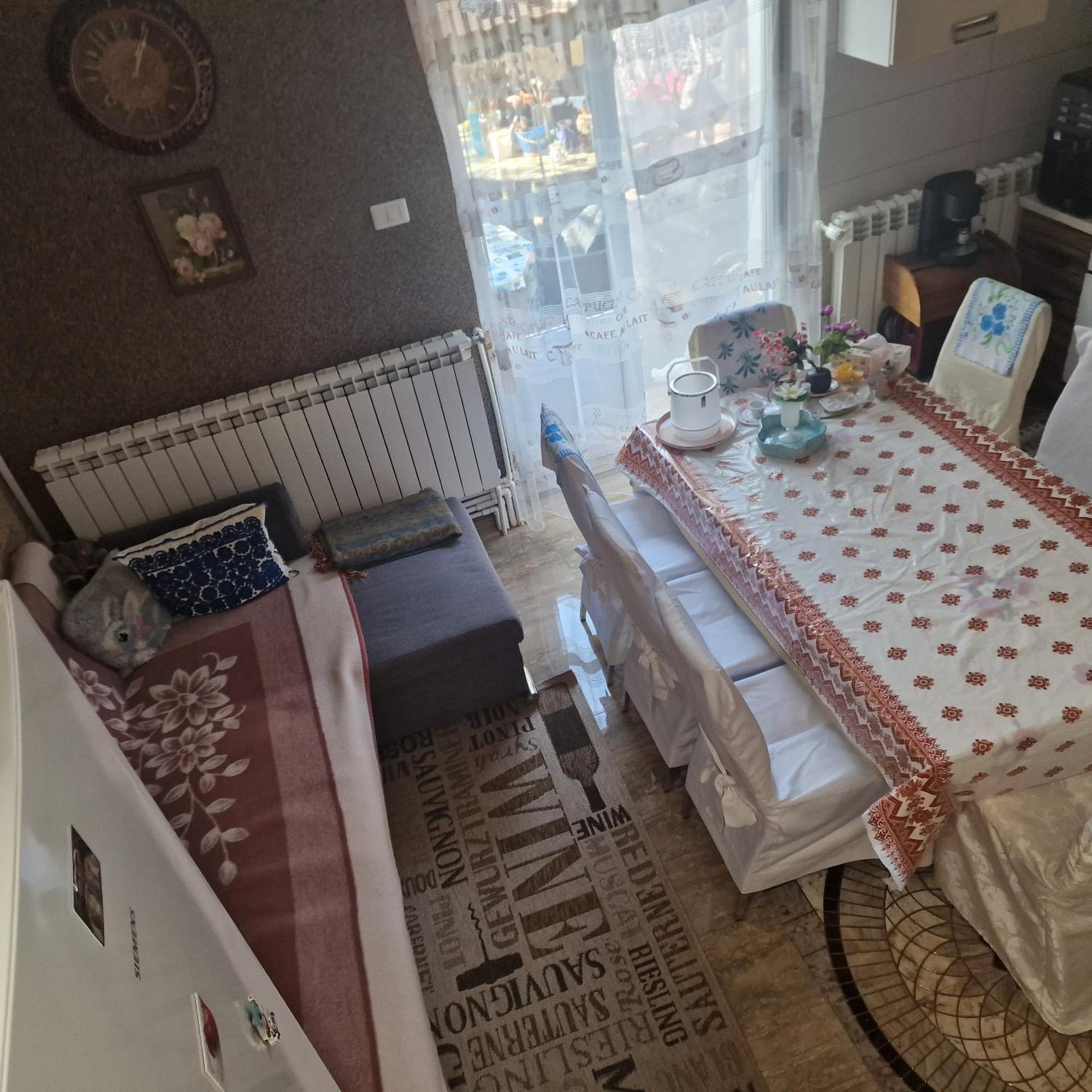 ホテル Casa Cojanu Petroşani エクステリア 写真